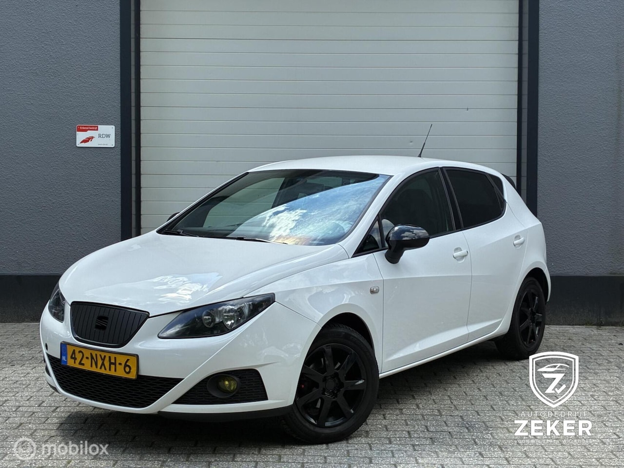 SEAT Ibiza - 1.2 TDI Style Ecomotive / airco / navi / parkeers - AutoWereld.nl