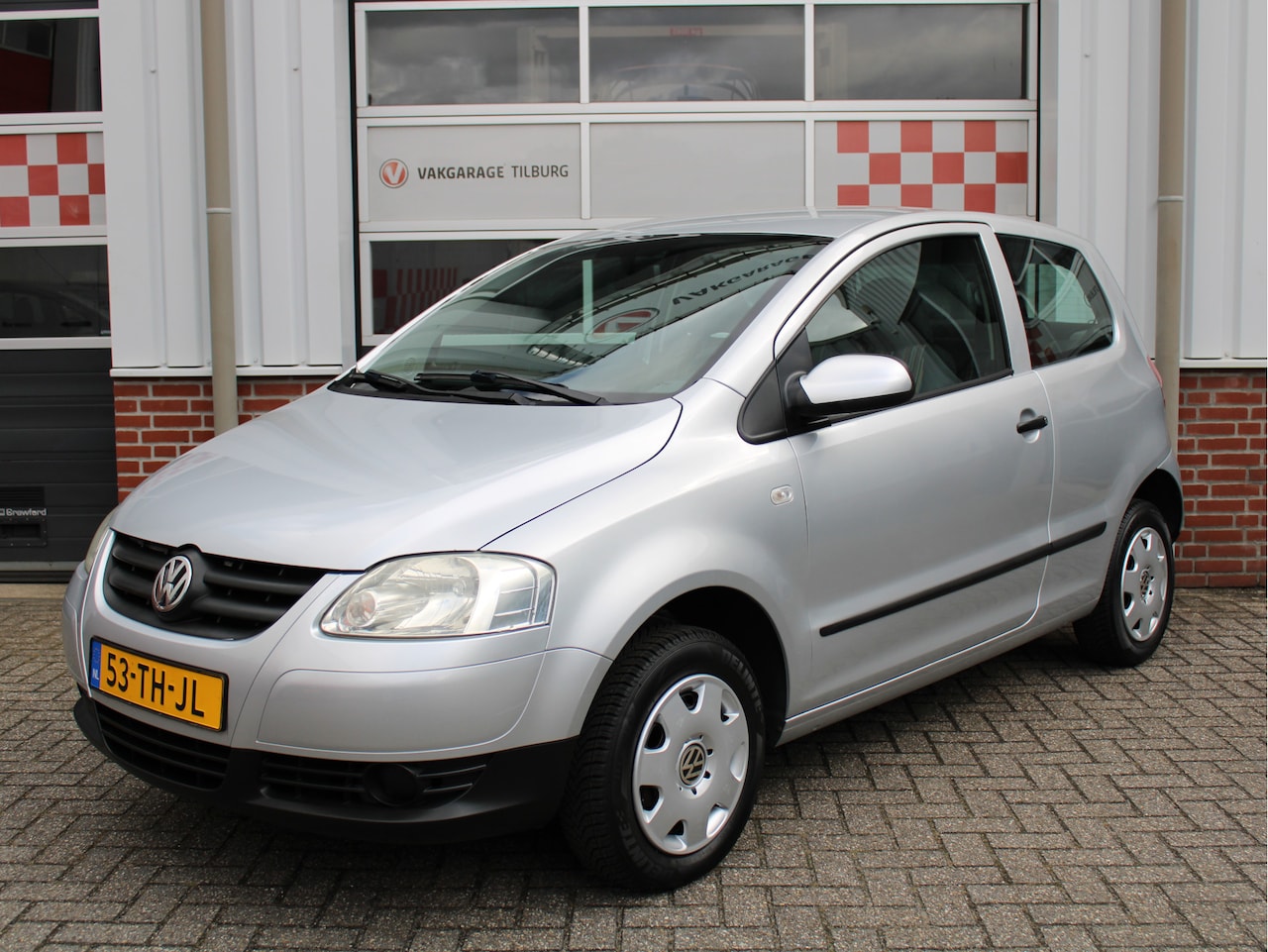 Volkswagen Fox - 1.4 75pk Trendline Stuurbekrachtiging/Isofix/NAP/NL-auto - AutoWereld.nl