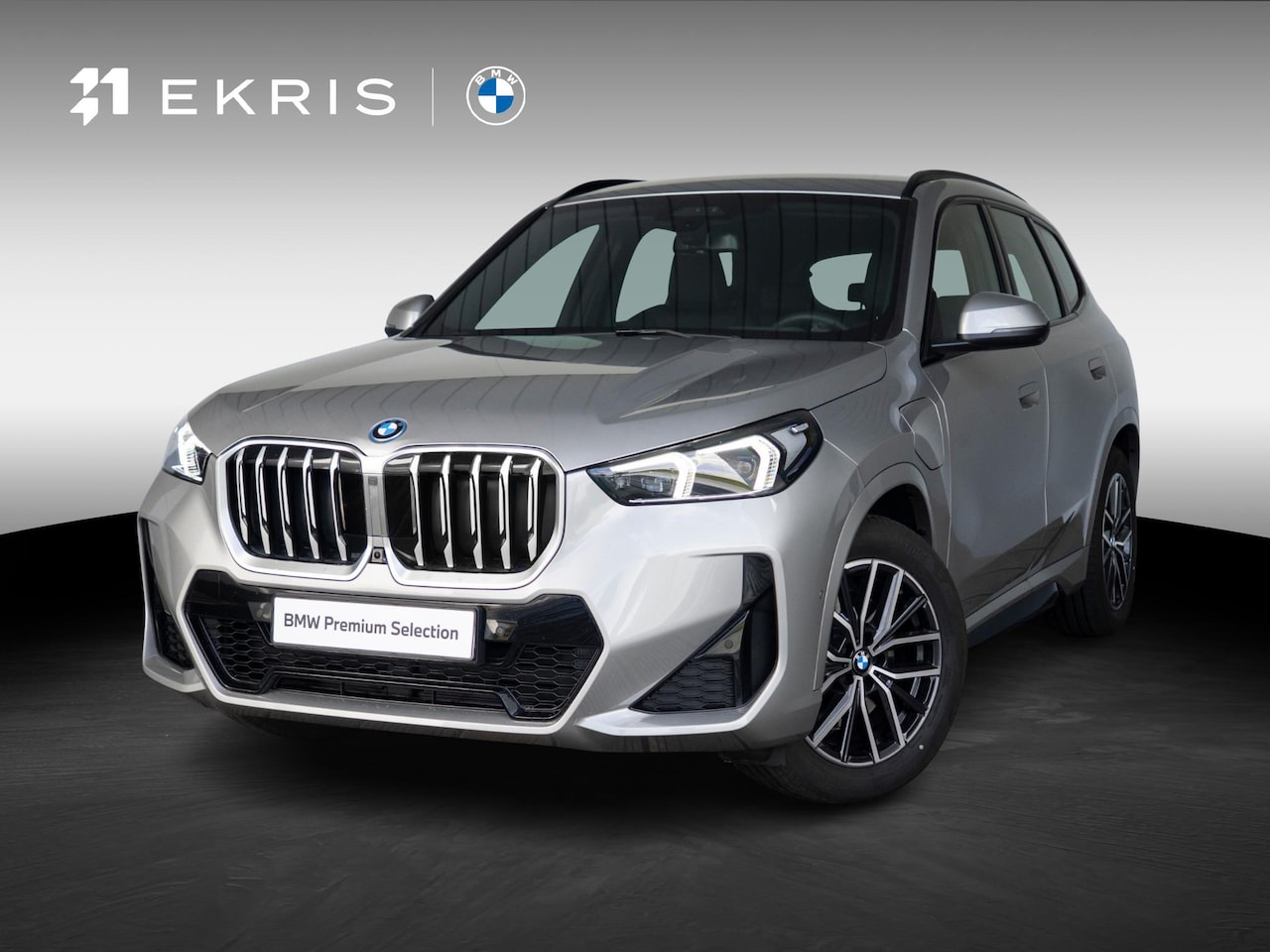 BMW X1 - xDrive25e | M Sportpakket | Innovation Pack | Stuurwielrand verwarmd | Comfort Access | St - AutoWereld.nl