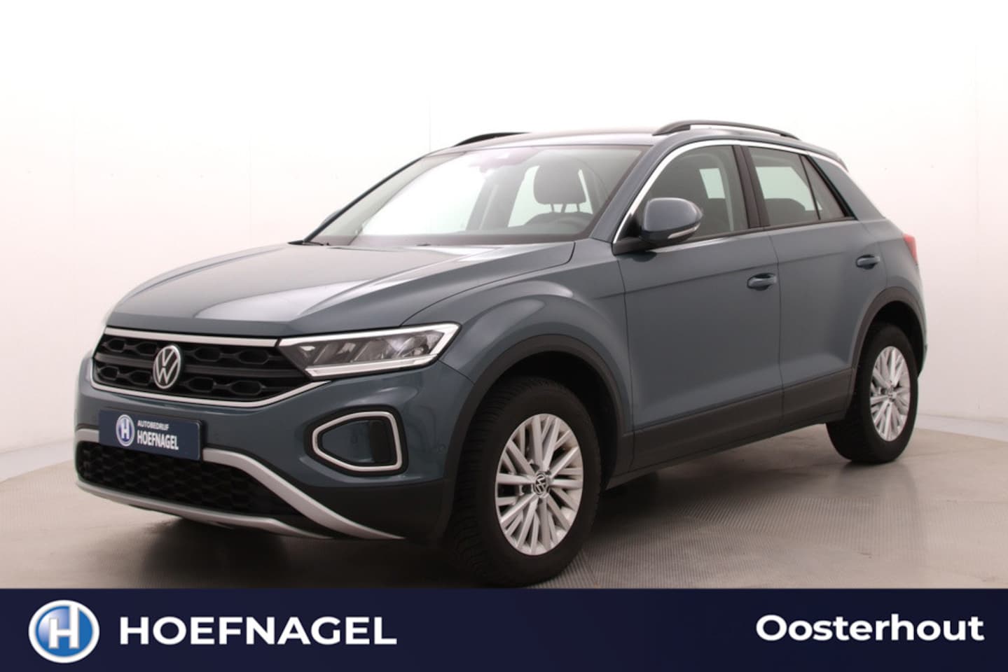 Volkswagen T-Roc - 1.0 TSI Life Business | Adaptive Cruise | Stoelverwarming | Navi | Camera | CarPlay | Trek - AutoWereld.nl
