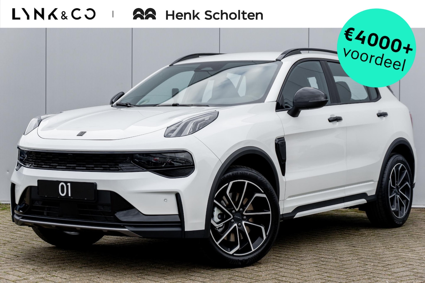 Lynk & Co 01 - 276PK Core | UIT VOORRAAD LEVERBAAR | Achteruitrijcamera | LED Koplampen | Adaptieve Cruis - AutoWereld.nl