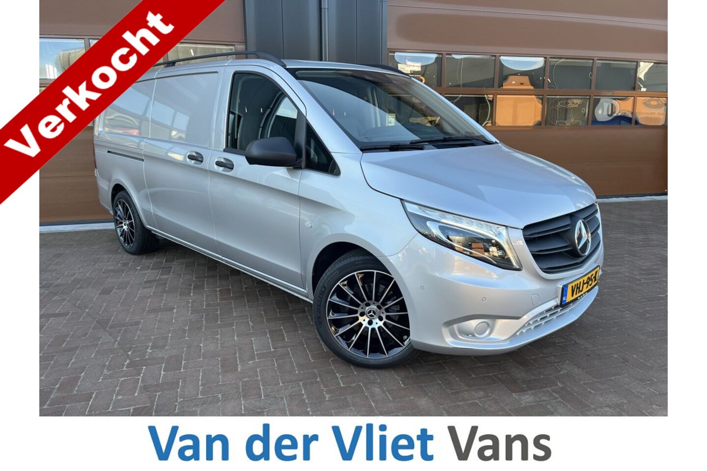 Mercedes-Benz Vito - 116 CDI 164pk E6 Extra Lang Lease €406 p/m, Leder, Led, Airco, Navi+Camera, PDC V+A, 19 in - AutoWereld.nl