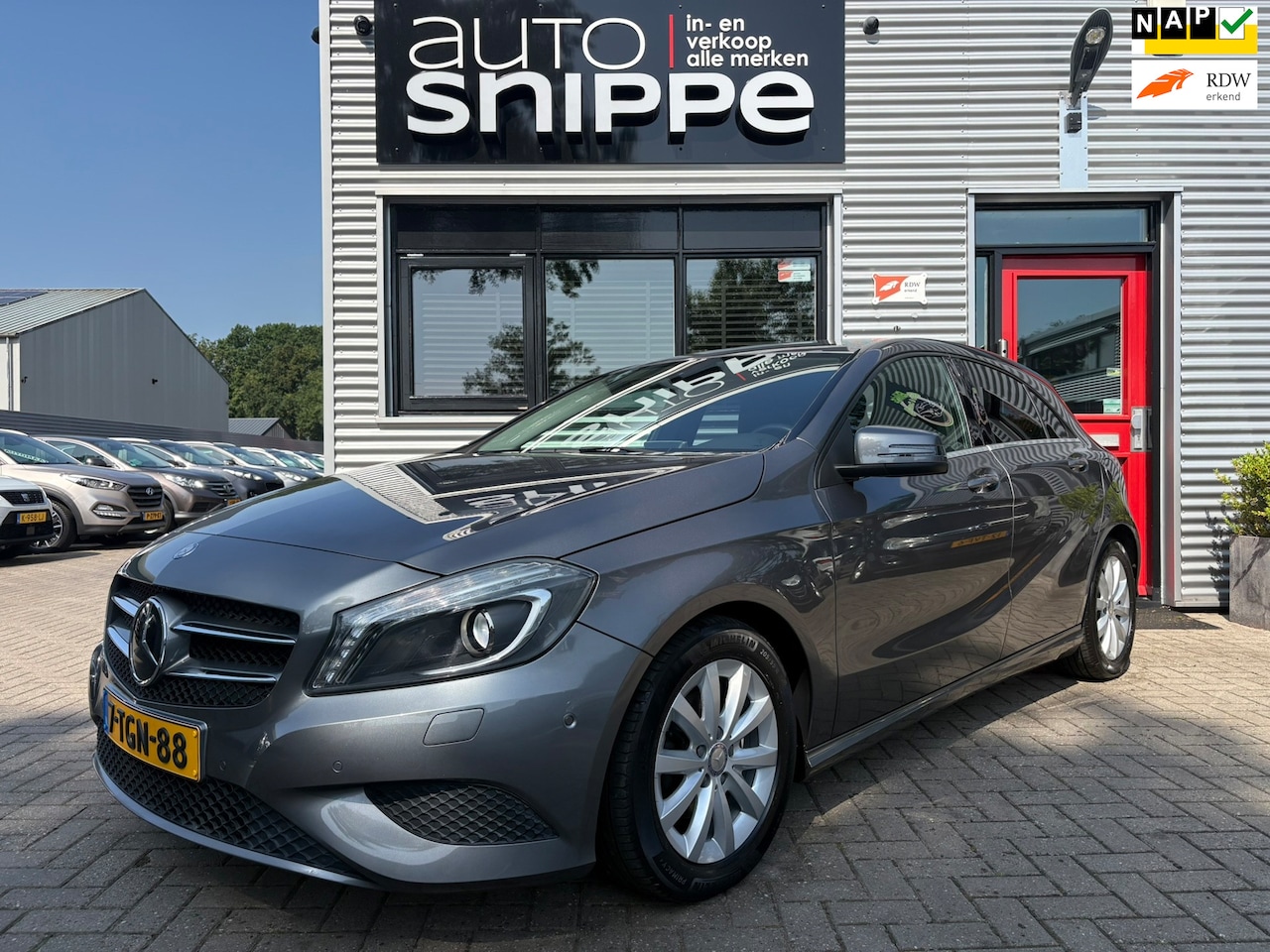 Mercedes-Benz A-klasse - 180 4U3 -AIRCO-CRUISECONTROL-XENON-TREKHAAK-PDC V+A-ORIGINEEL NEDERLANDS!-ISOFIX-NAVI-BLUE - AutoWereld.nl