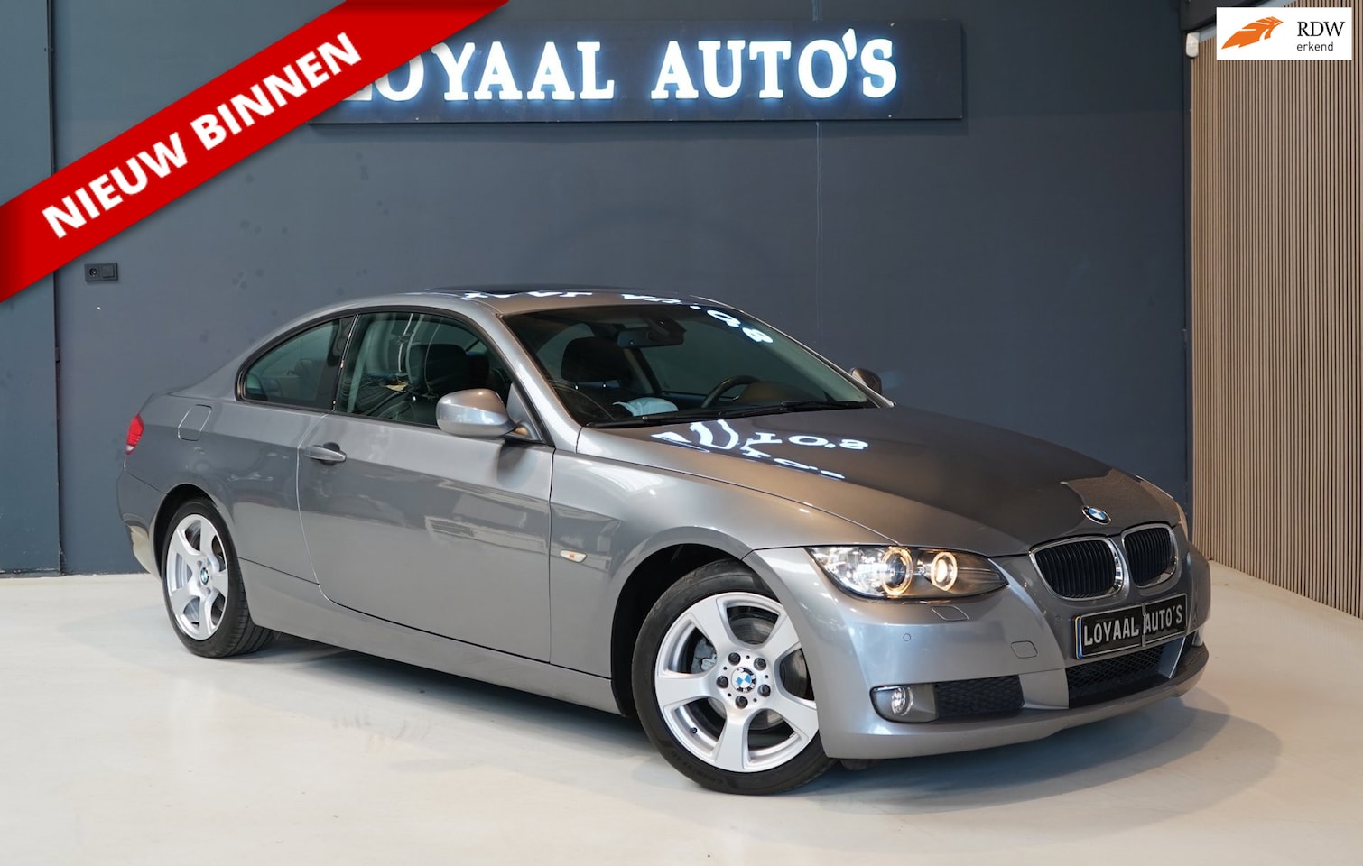 BMW 3-serie Coupé - 320i | AUTOMAAT | PDC | CRUISE | PANO | STOELVERW. | APK. - AutoWereld.nl