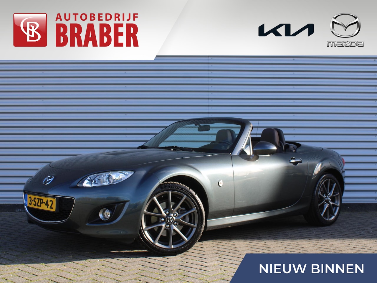 Mazda MX-5 Roadster Coupé - 1.8 Hanabi | Stoelverwarming | Leer | Navi | 17" LM | Cruise | Clima | Hardtop | Nieuwstaa - AutoWereld.nl