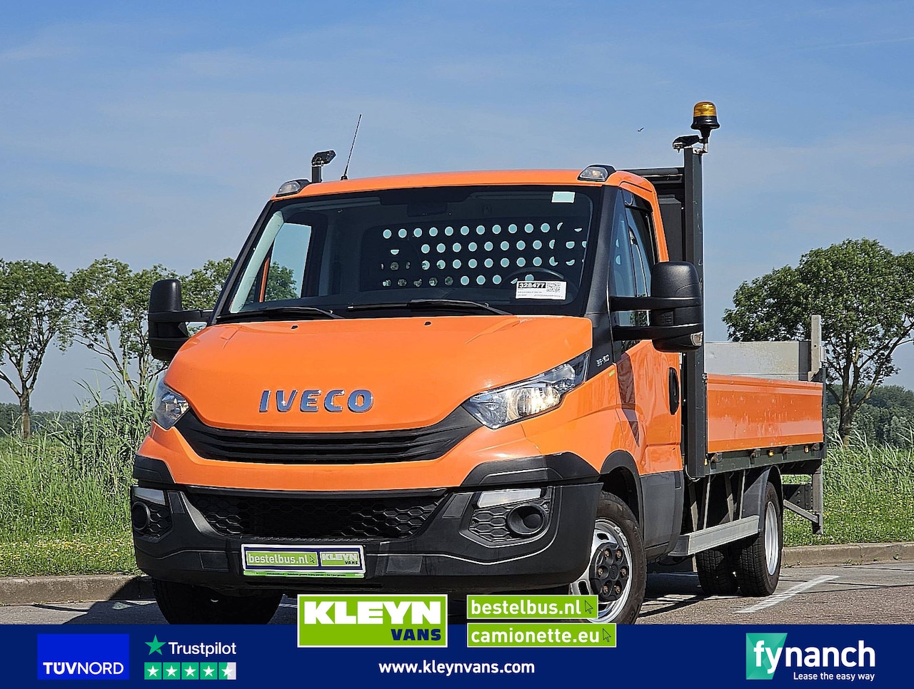 Iveco Daily - 35C14 ac laadklep EURO6 - AutoWereld.nl