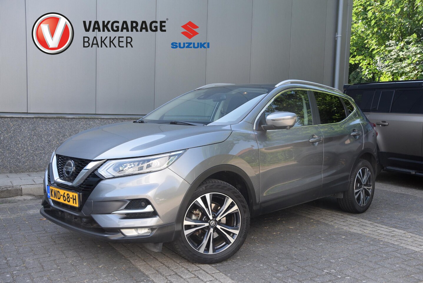 Nissan Qashqai - 1.3 DIG-T N-Connecta |  Panoramisch glazen dak | Cruise control | parkeersensor voor en ac - AutoWereld.nl
