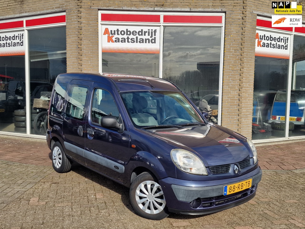 Renault Kangoo - 1.6-16V Privilège - Airco - 2x Schuifdeur - - AutoWereld.nl