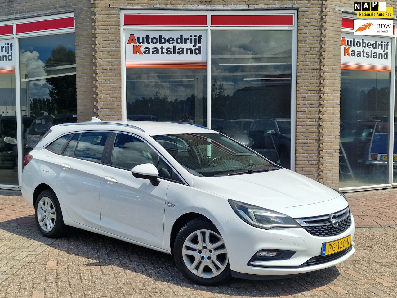 Opel Astra Sports Tourer - 1.0 Online Edition - Navi - Cruise - Clima - - AutoWereld.nl