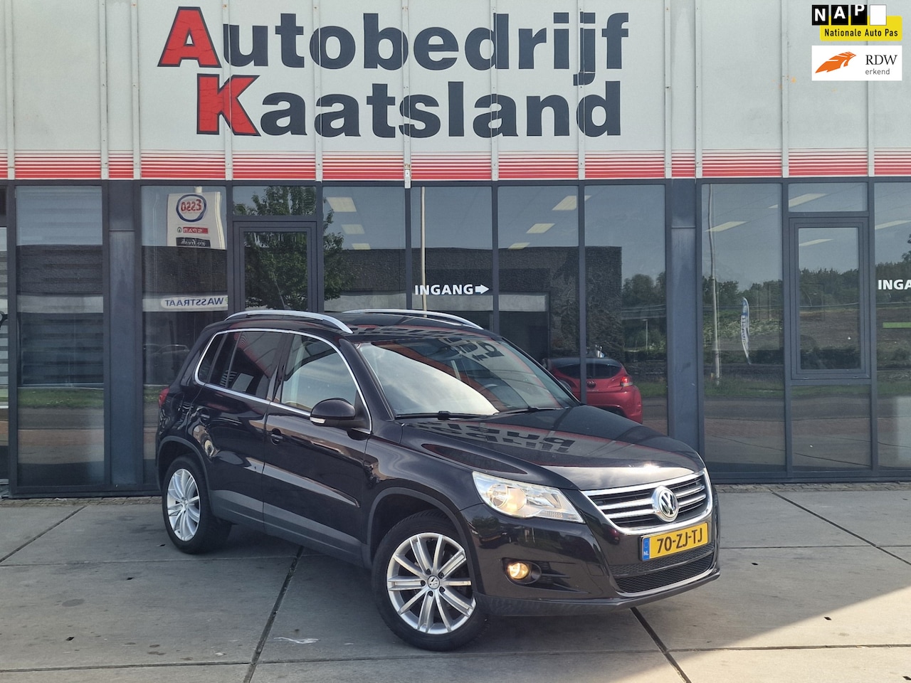 Volkswagen Tiguan - 1.4 TSI Sport&Style 4Motion 4x4 - Cruise - Clima - Nieuwe APK - AutoWereld.nl
