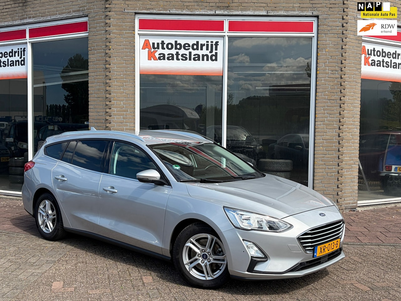 Ford Focus Wagon - 1.0 EcoBoost Trend Edition Business - Navi - Cruise - Clima - - AutoWereld.nl