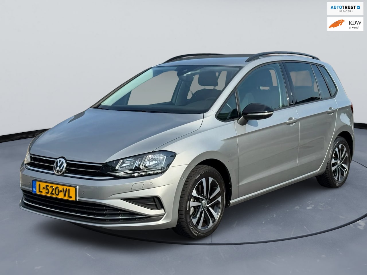Volkswagen Golf Sportsvan - 1.5 TSI ACT Highline|Adaptivecruise|Carplay|Stoelverw| - AutoWereld.nl