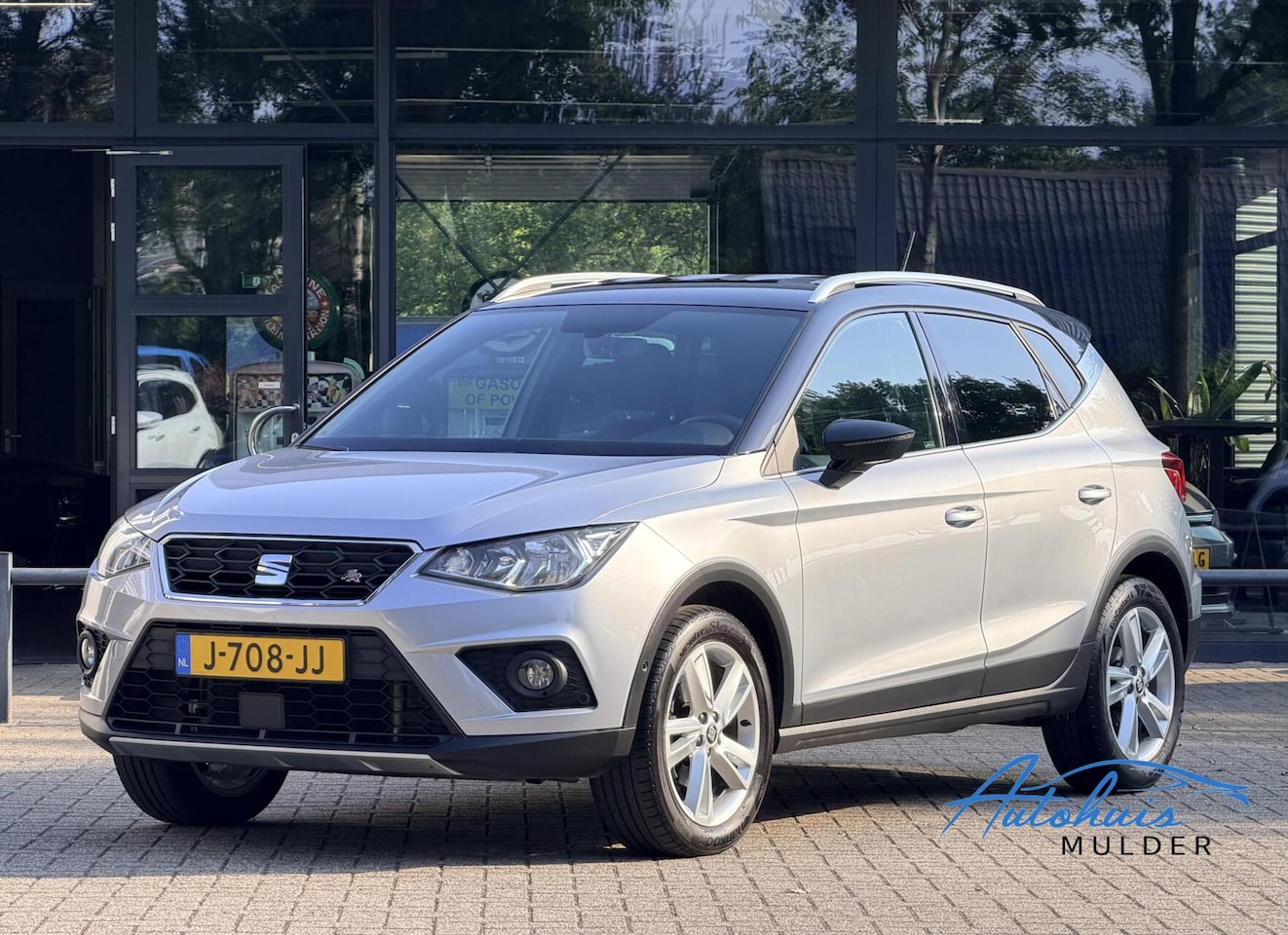 SEAT Arona - 1.5 TSI EVO FR Business Intense Plus | Stoelverwarming | Led | Navi | Camera | 4-Cilinder - AutoWereld.nl
