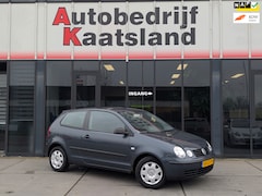 Volkswagen Polo - 1.4-16V Elegance - Clima - Cruise