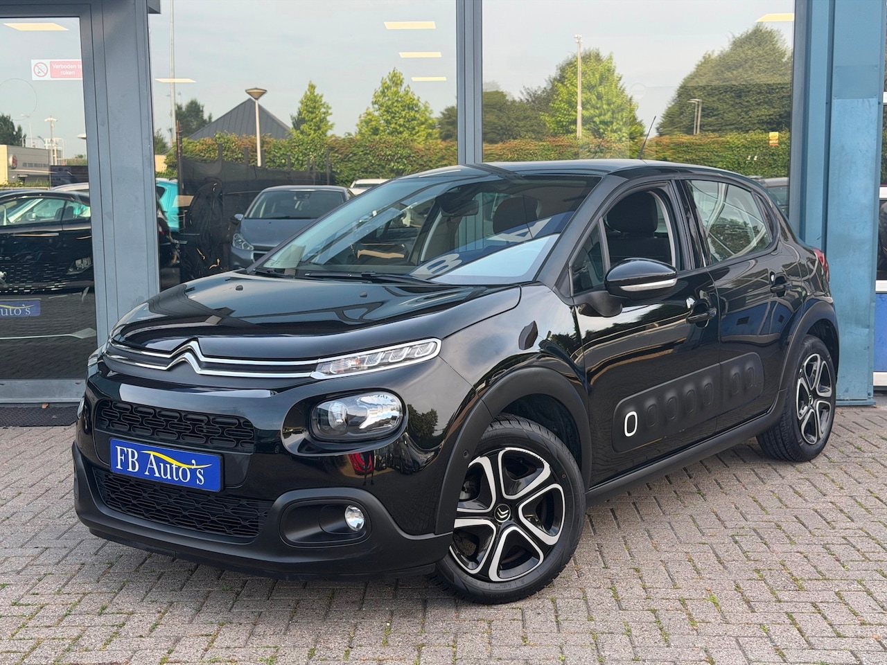 Citroën C3 - 1.2 PureTech Feel Airco Navi Cruise Camera - AutoWereld.nl