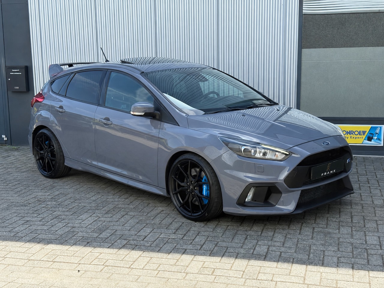 Ford Focus - 2.3 RS |KEYLESS|DAKRAAM|SONY|CARPLAY - AutoWereld.nl