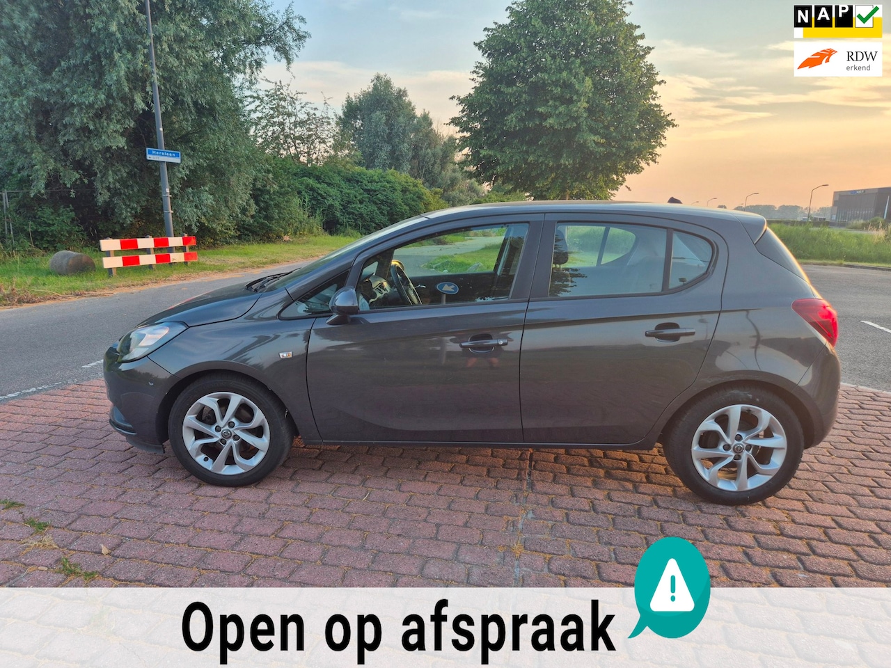 Opel Corsa - 1.4 Color Edition 1.4 Color Edition - AutoWereld.nl