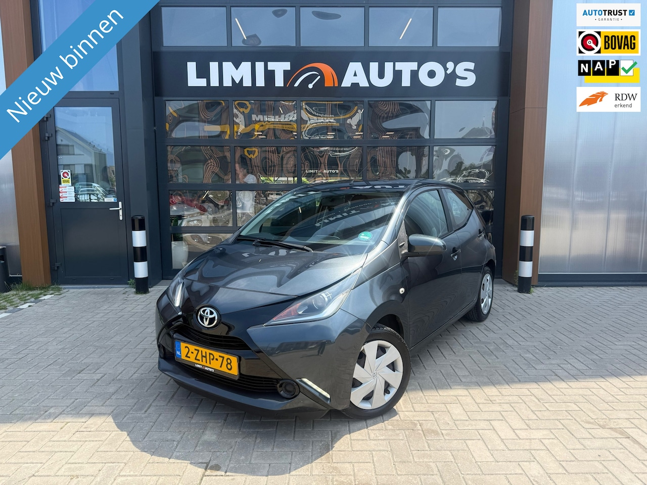 Toyota Aygo - 1.0 VVT-i x-play Airco/Camera/El.ramen/Nap/Apk - AutoWereld.nl