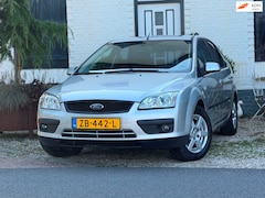 Ford Focus - 1.6-16V Champion|Airco|5DRS|