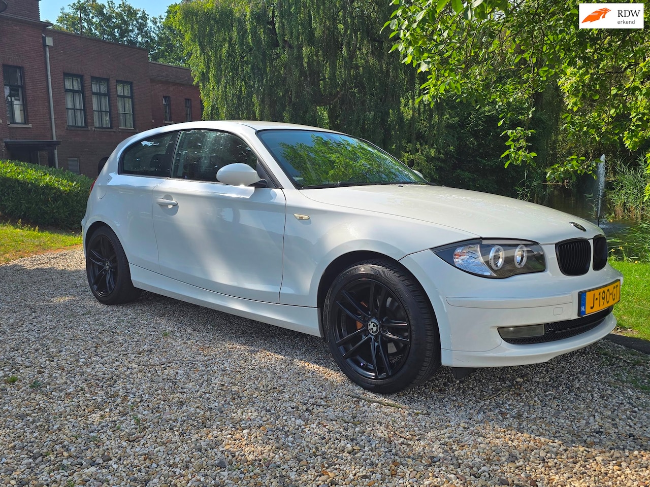 BMW 1-serie - 116i Sport 116i sport 3-deurs - AutoWereld.nl