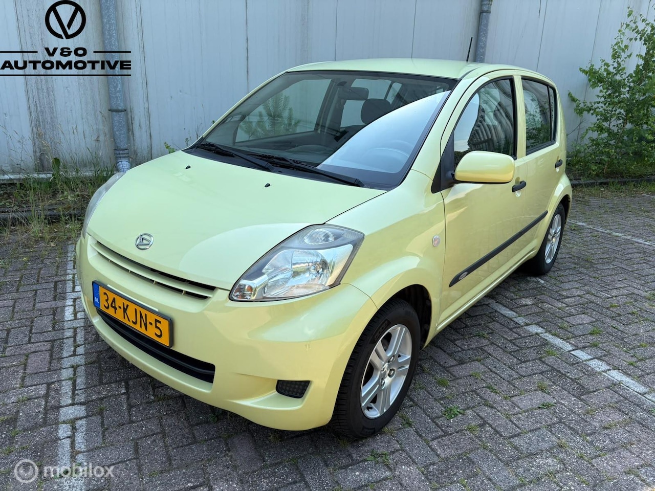 Daihatsu Sirion 2 - 1.0-12V Premium | Airco - AutoWereld.nl