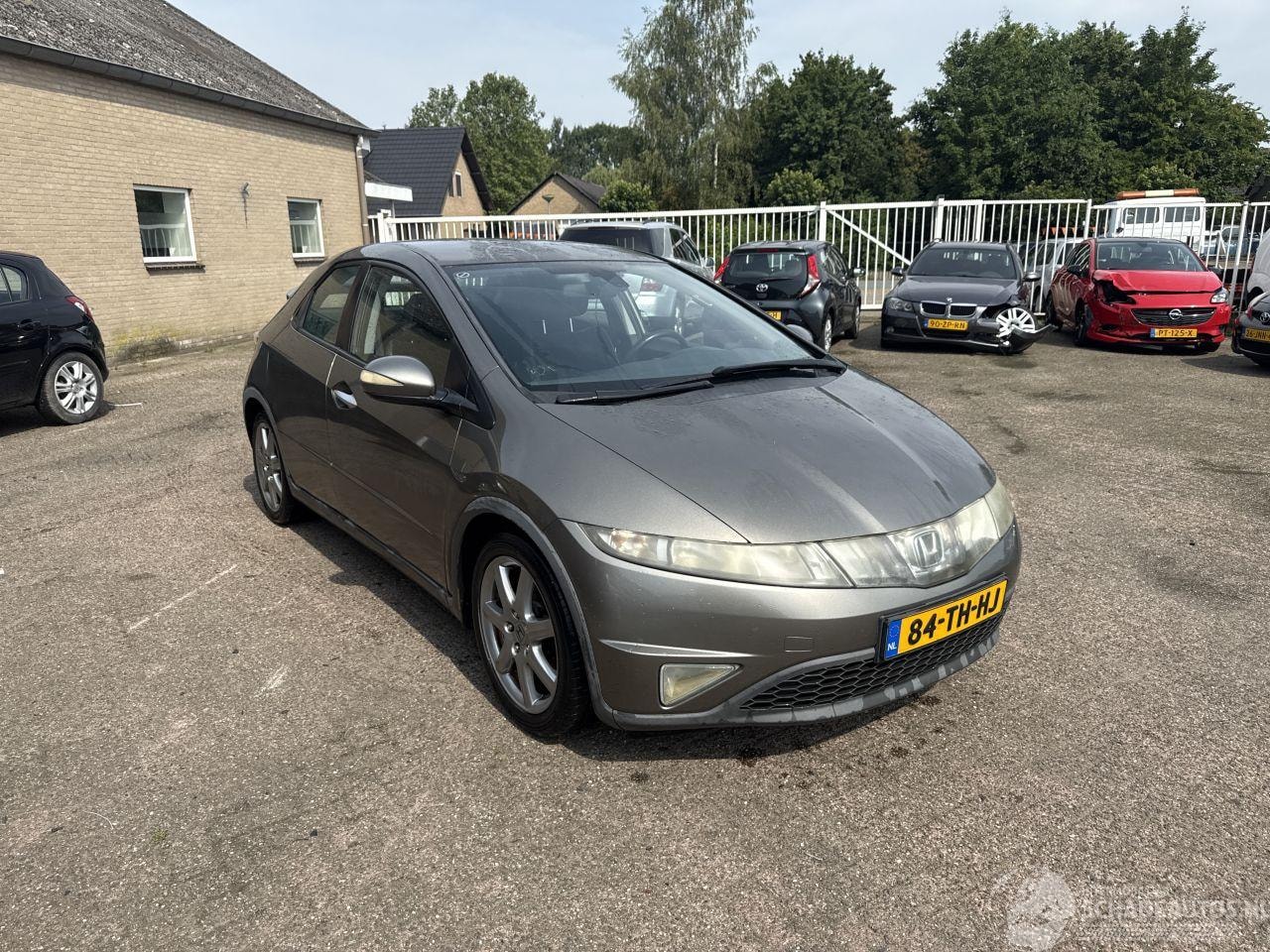 Honda Civic - 1.8 Sport 1.8 Sport - AutoWereld.nl