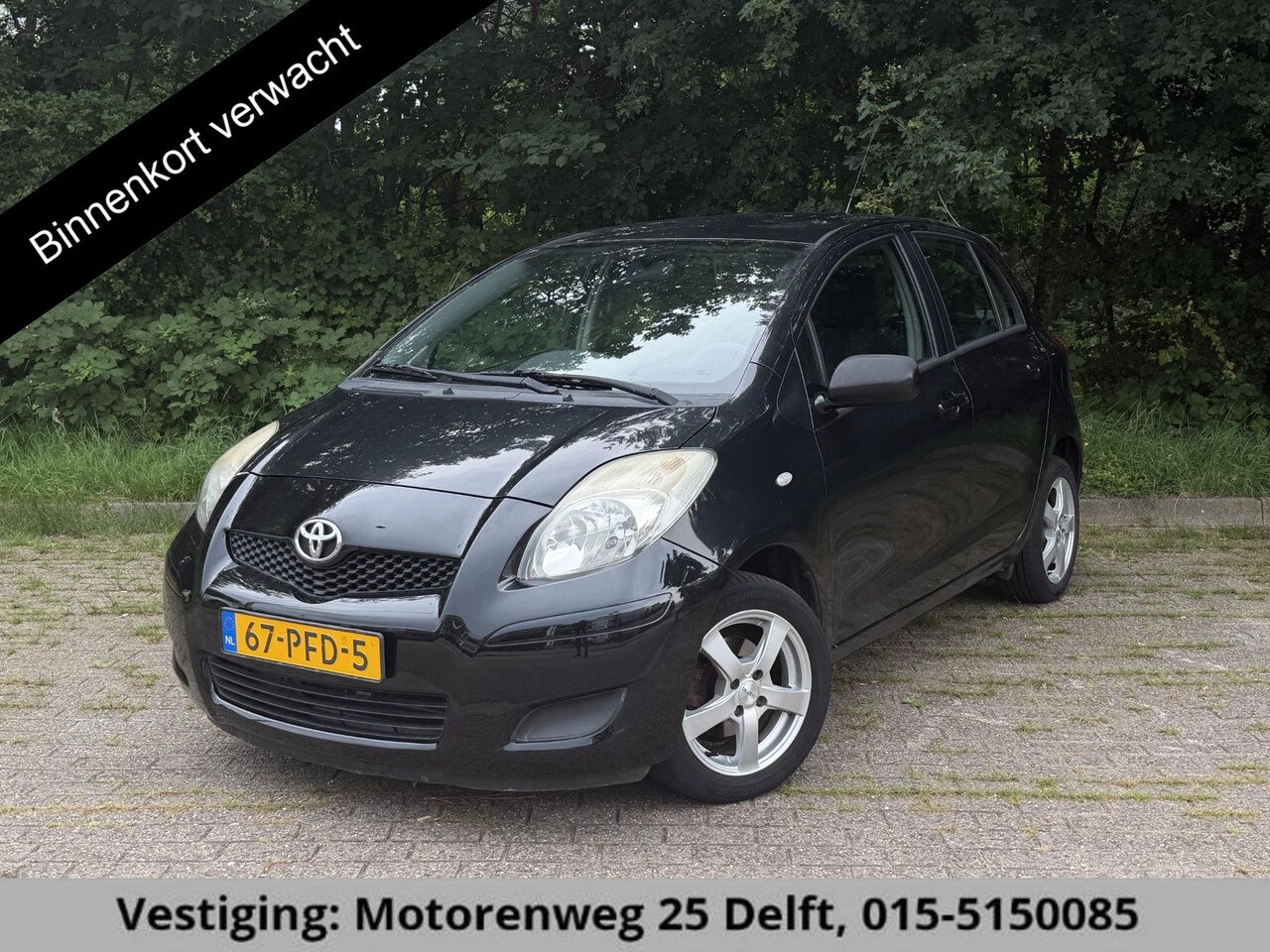 Toyota Yaris - 1.3 VVTi BLACKLINE COMFORT EDITION 1e EIGENARESSE 100% ONDERHOUDEN. SPORTVELGEN.SPOILER TO - AutoWereld.nl