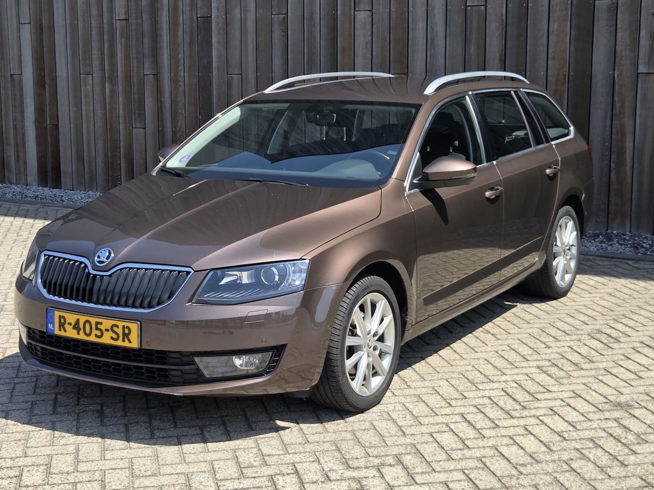 Skoda Octavia Combi - 1.4 TSI Greentech Style Business Automaat - AutoWereld.nl