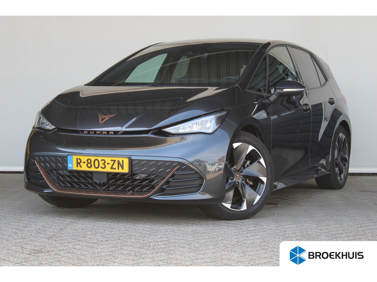 CUPRA Born - Adrenaline 62 kWh | SOH 93% | Adaptieve cruise control | Beats audio | Navigatie | Keyless - AutoWereld.nl