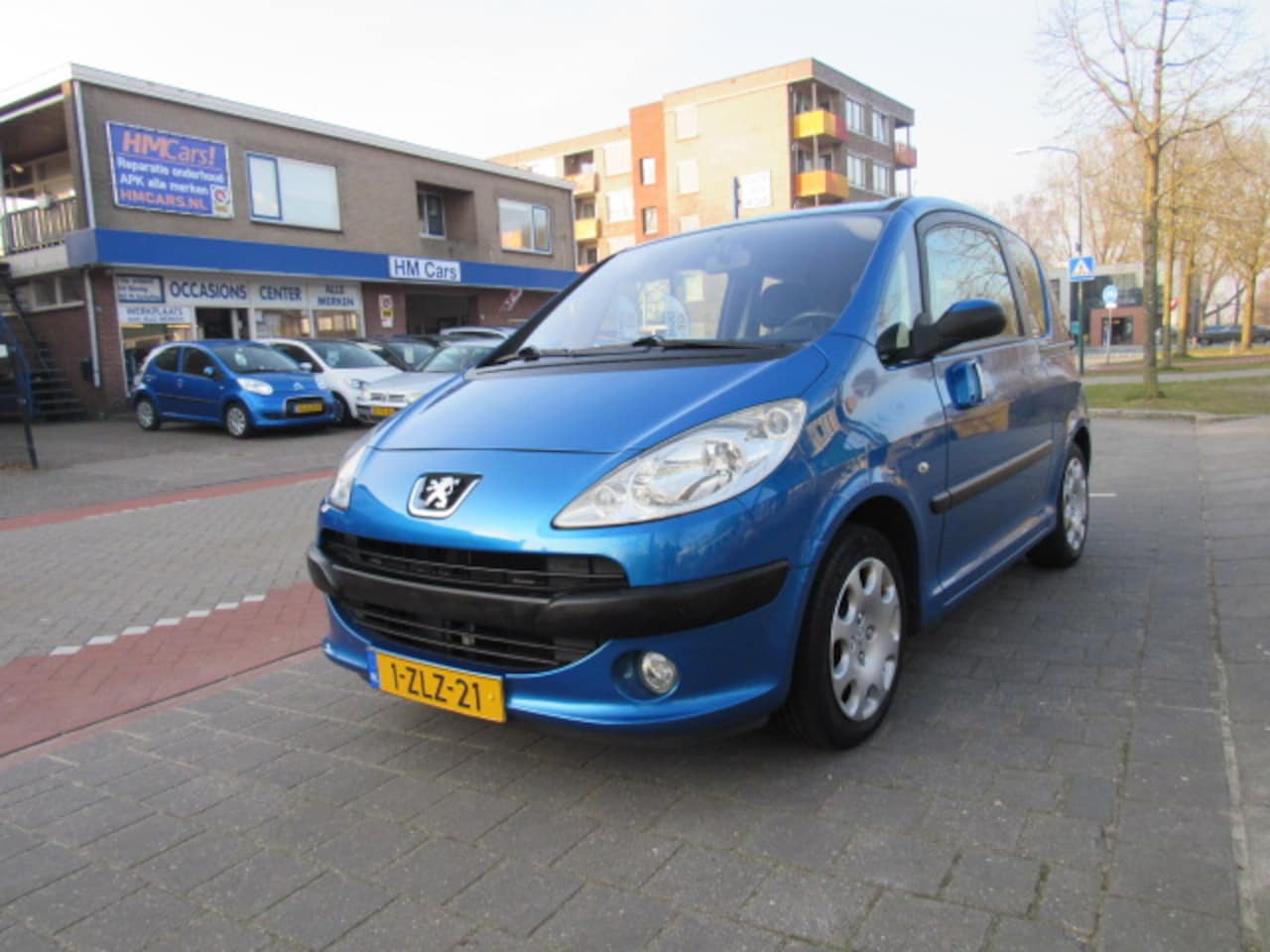 Peugeot 1007 - 1.4 Urban Airco - AutoWereld.nl