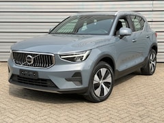 Volvo XC40 - T4 211PK Core Bright | Cruise Control | High Perf Audio | Elec Achterklep | Pre-con