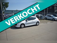 Peugeot 207 - 1.4 XR