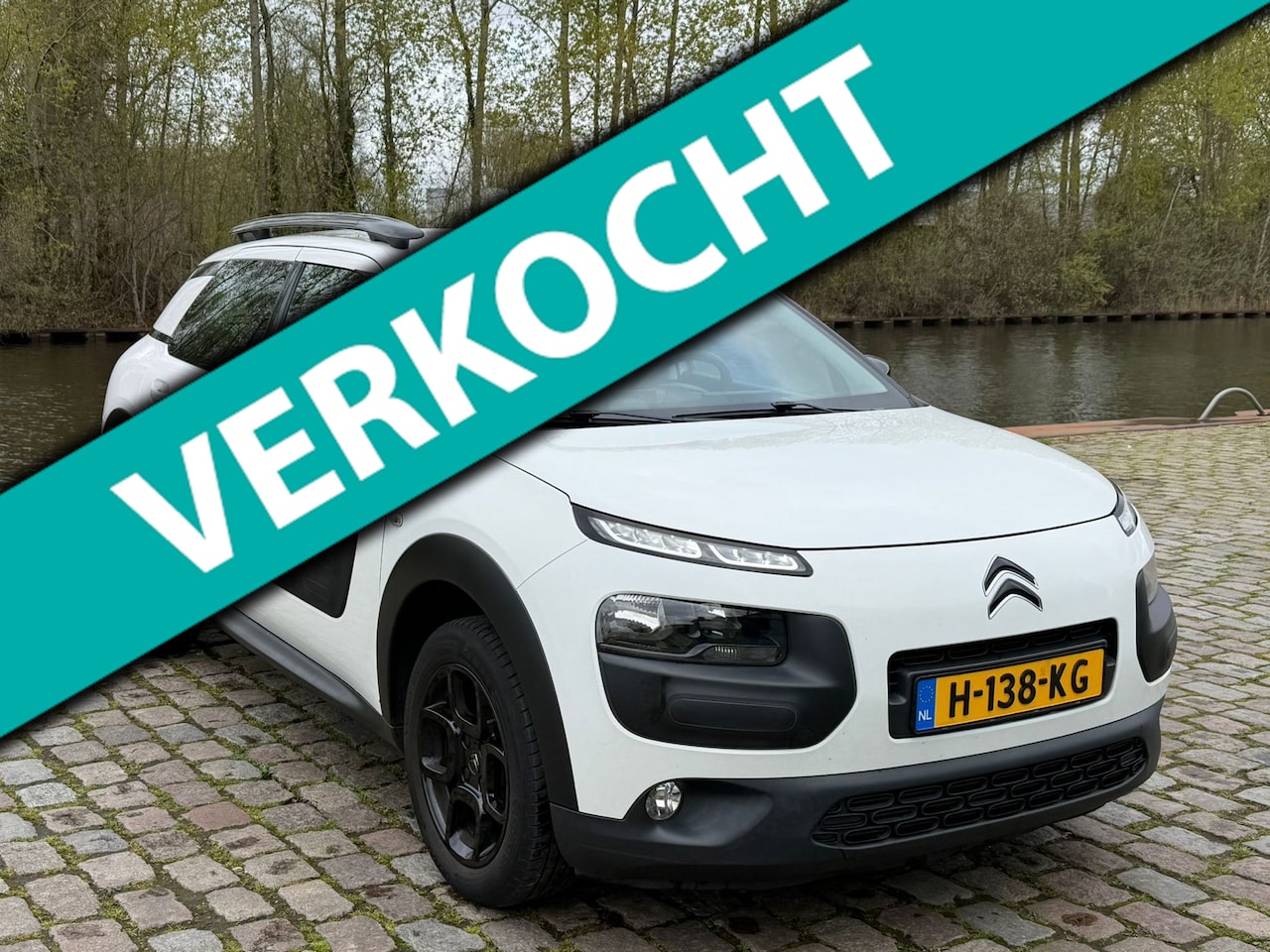 Citroën C4 Cactus - 1.2 PureTech Business 2e eigenaar airco cruis control elektrische ramen cv op afs - AutoWereld.nl