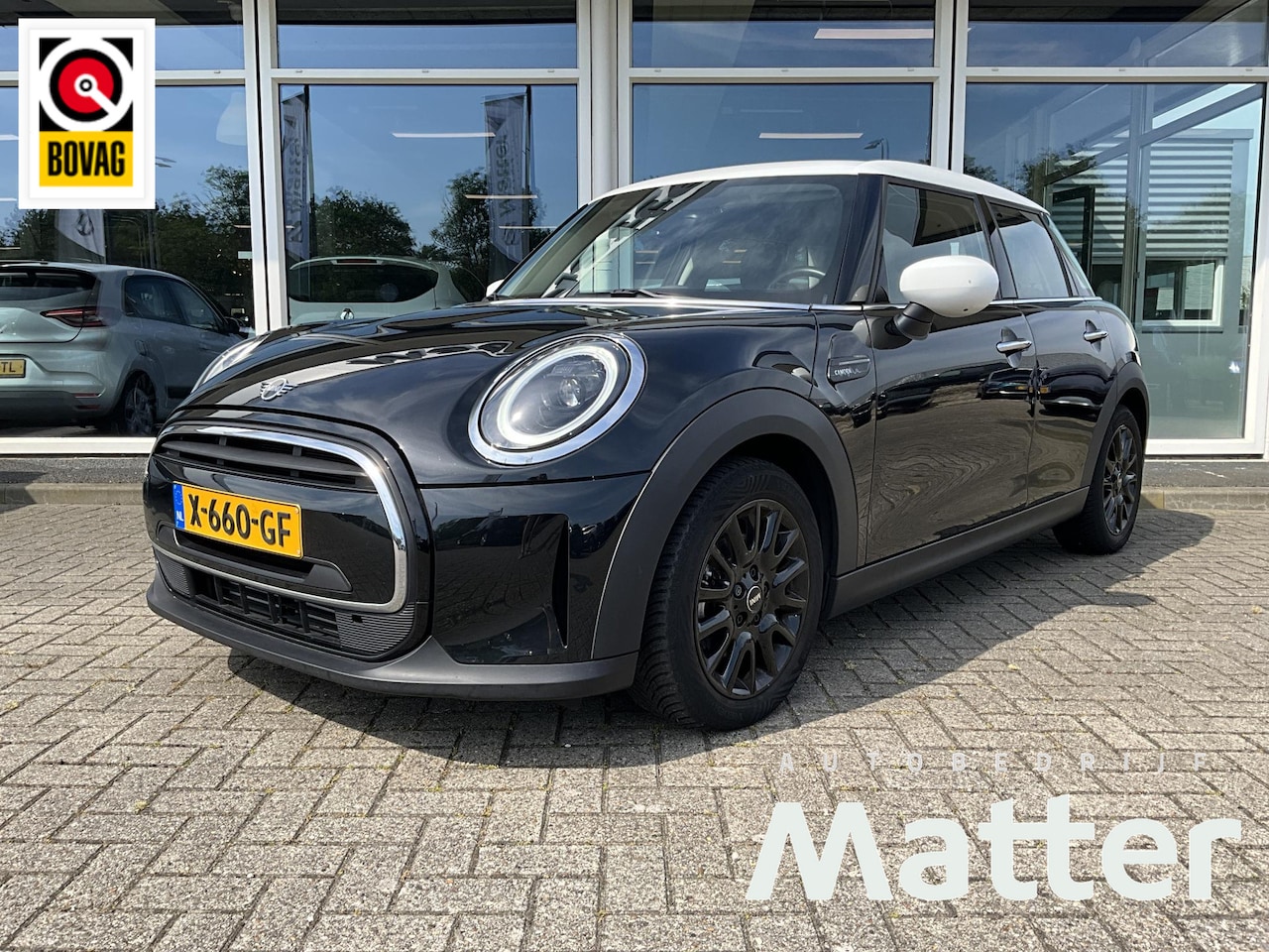MINI 5-Deurs - 1.5 Cooper Camden Edition - AutoWereld.nl