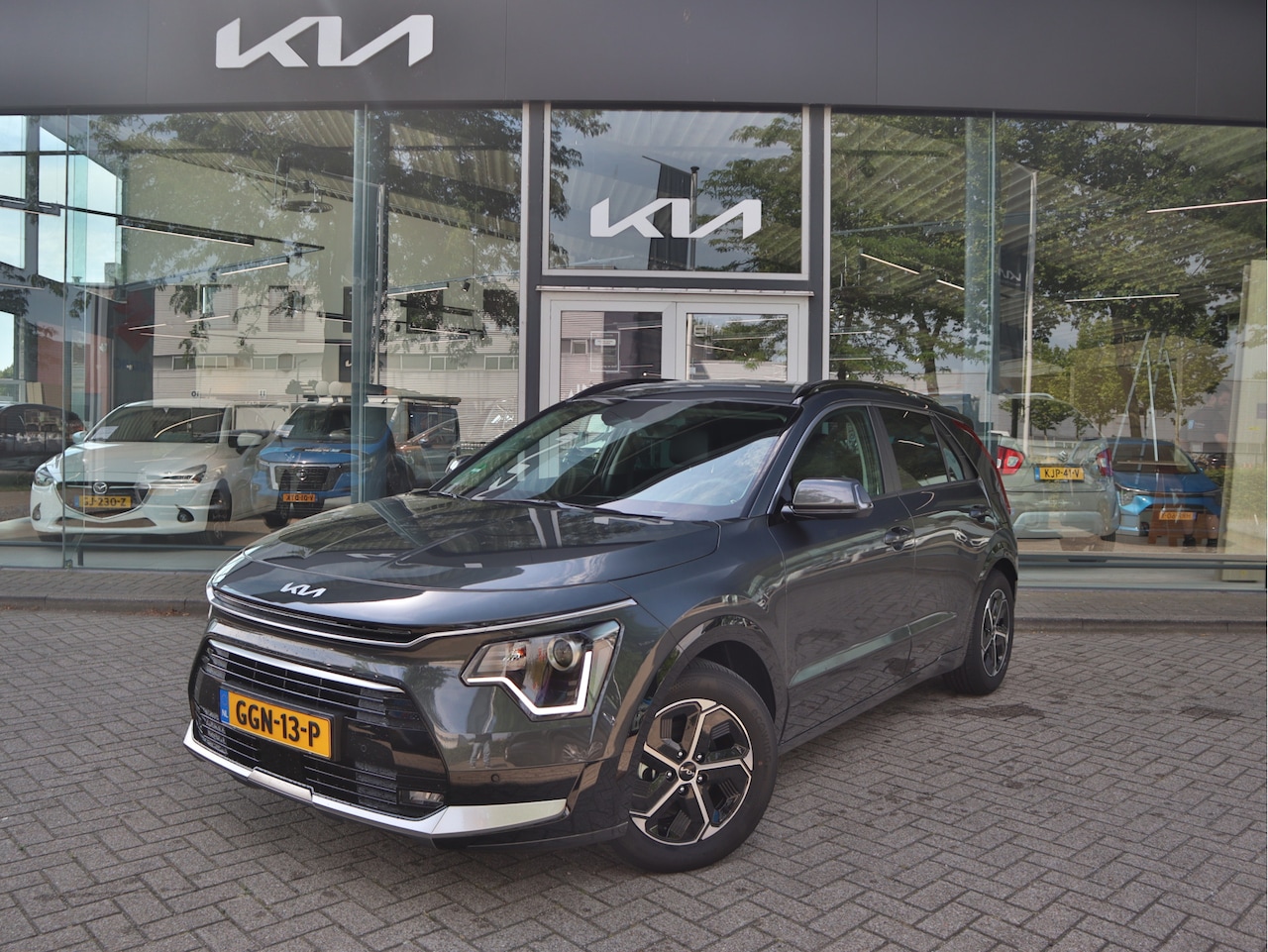 Kia Niro - 1.6 GDi Hybrid DynamicLine | Navigatie | Camera | ECC-Airco | Keyless | Tot 10 Jaar Garant - AutoWereld.nl