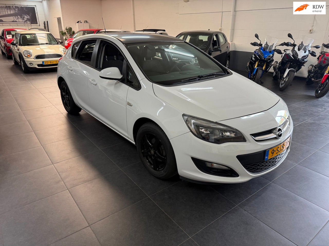 Opel Astra - 1.4 Selection 1.4 Selection - AutoWereld.nl