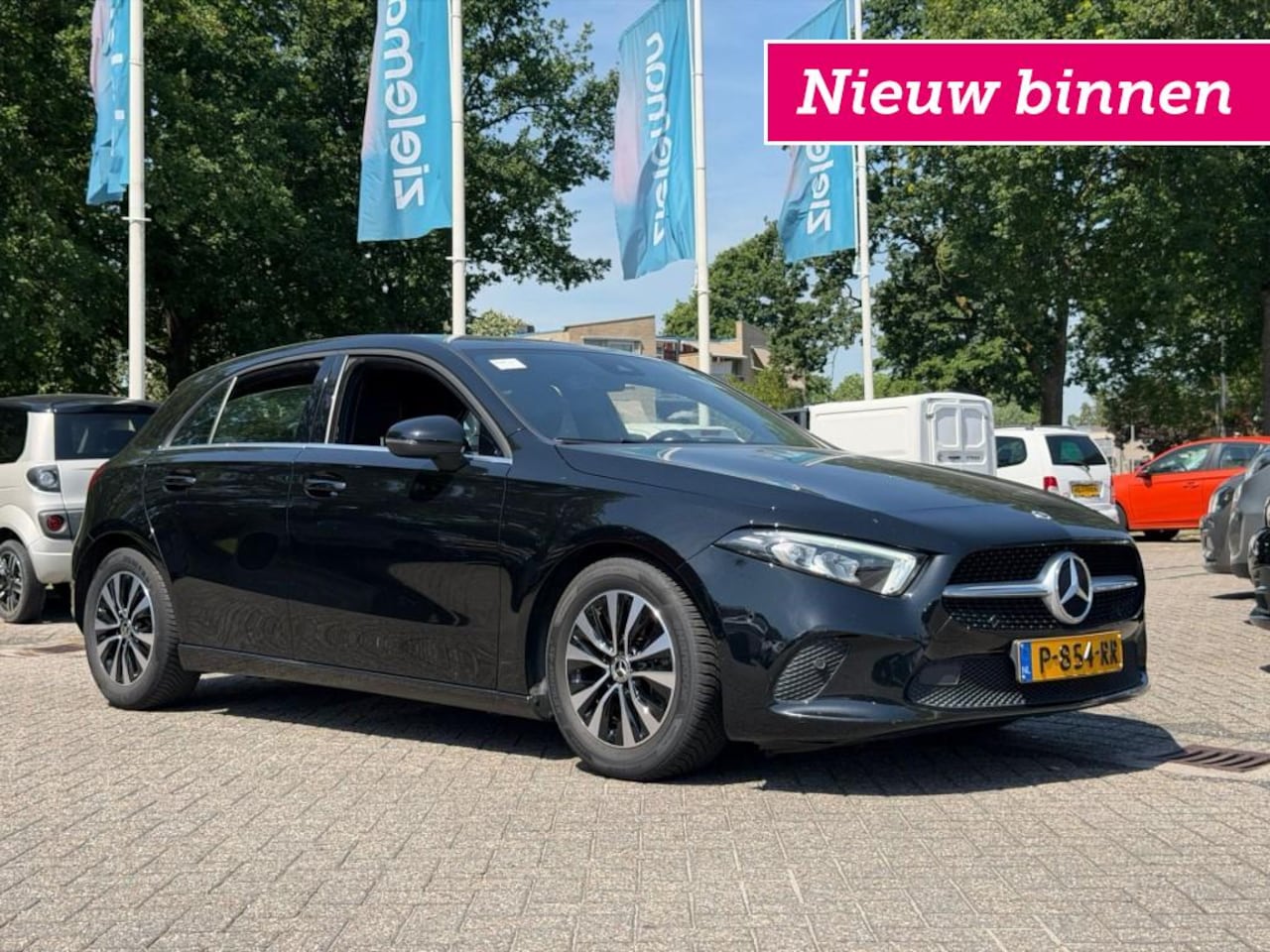 Mercedes-Benz A-klasse - 180 Business Solution - Navi, Cruise, Camera, Half Leer, stoelverw. - AutoWereld.nl