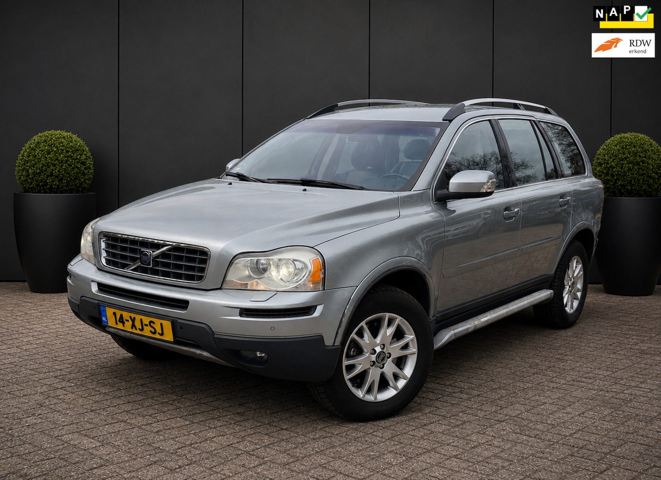 Volvo XC90 - 3.2 Summum AUTOMAAT 7 ZITS LEER LEZEN !!!!!!!! - AutoWereld.nl