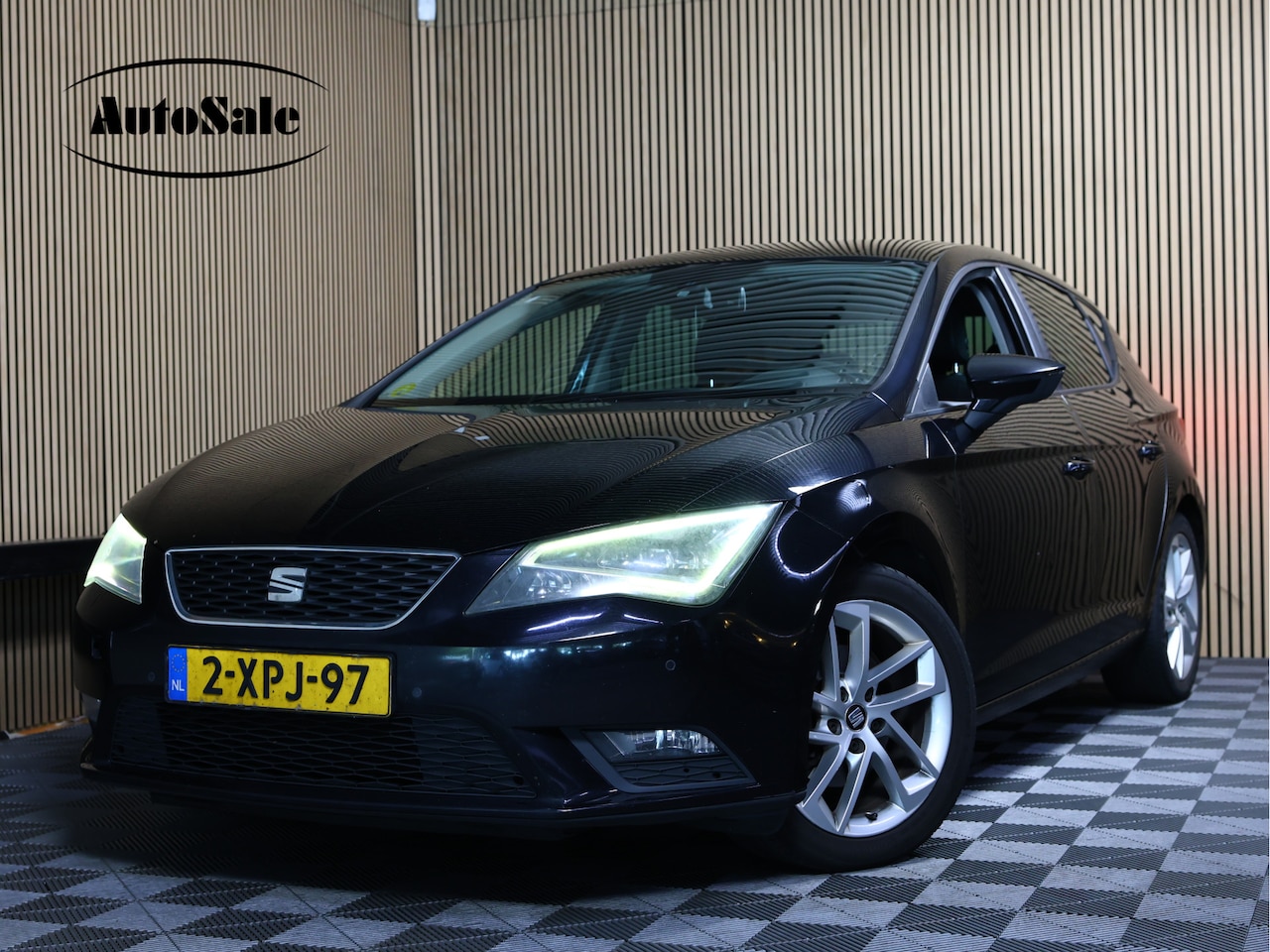 SEAT Leon - 1.6 TDI Limited Edition III NAVI CLIMA DAB BT PDC STOELVW"14 - AutoWereld.nl