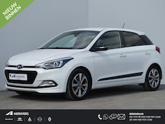 Hyundai i20 - 1.0 T-GDI Essence / Trehkaak / Navigatie / Apple & Android Auto / Cruise Control / Camera