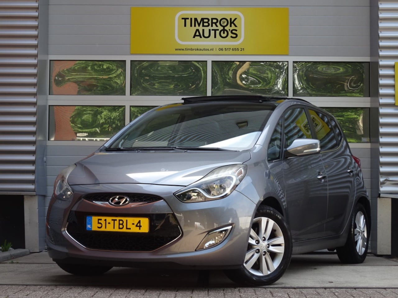 Hyundai ix20 - 1.6i i-Catcher Automaat *Leer/Pano/Navi/Cam/Dealer-OH* - AutoWereld.nl
