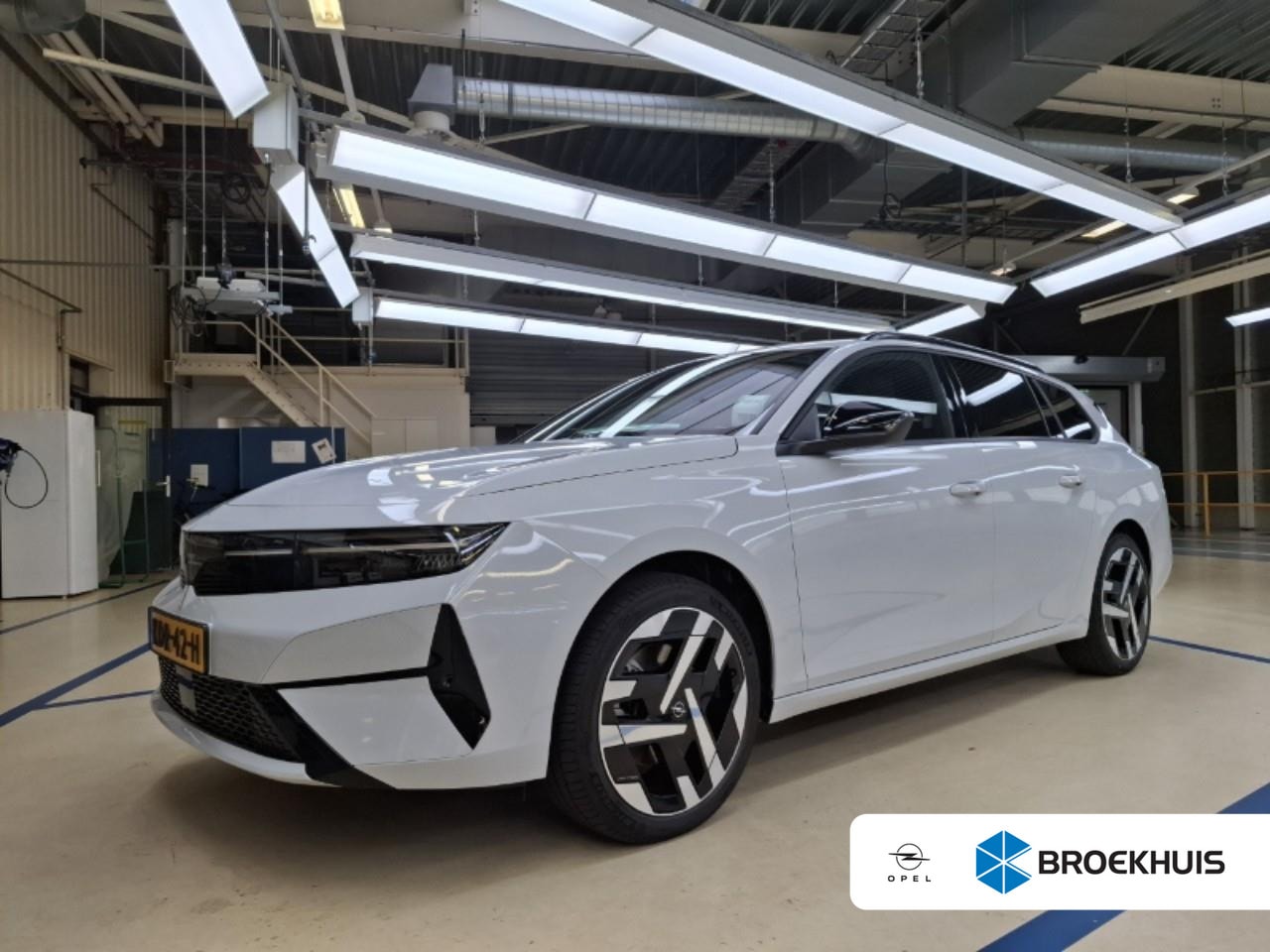 Opel Astra Electric - 58 kWh Business Edition Tot 8 Jaar Garantie! | Adaptive Cruise | Elektr. Comfortstoelen | - AutoWereld.nl
