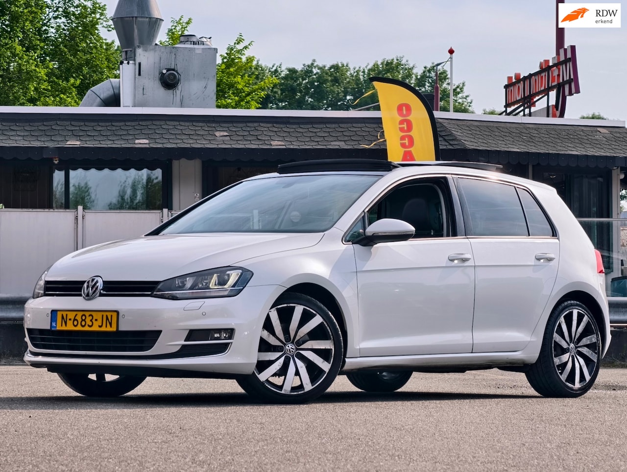 Volkswagen Golf - 1.4 TSI Highline 1.4 TSI Highline - AutoWereld.nl