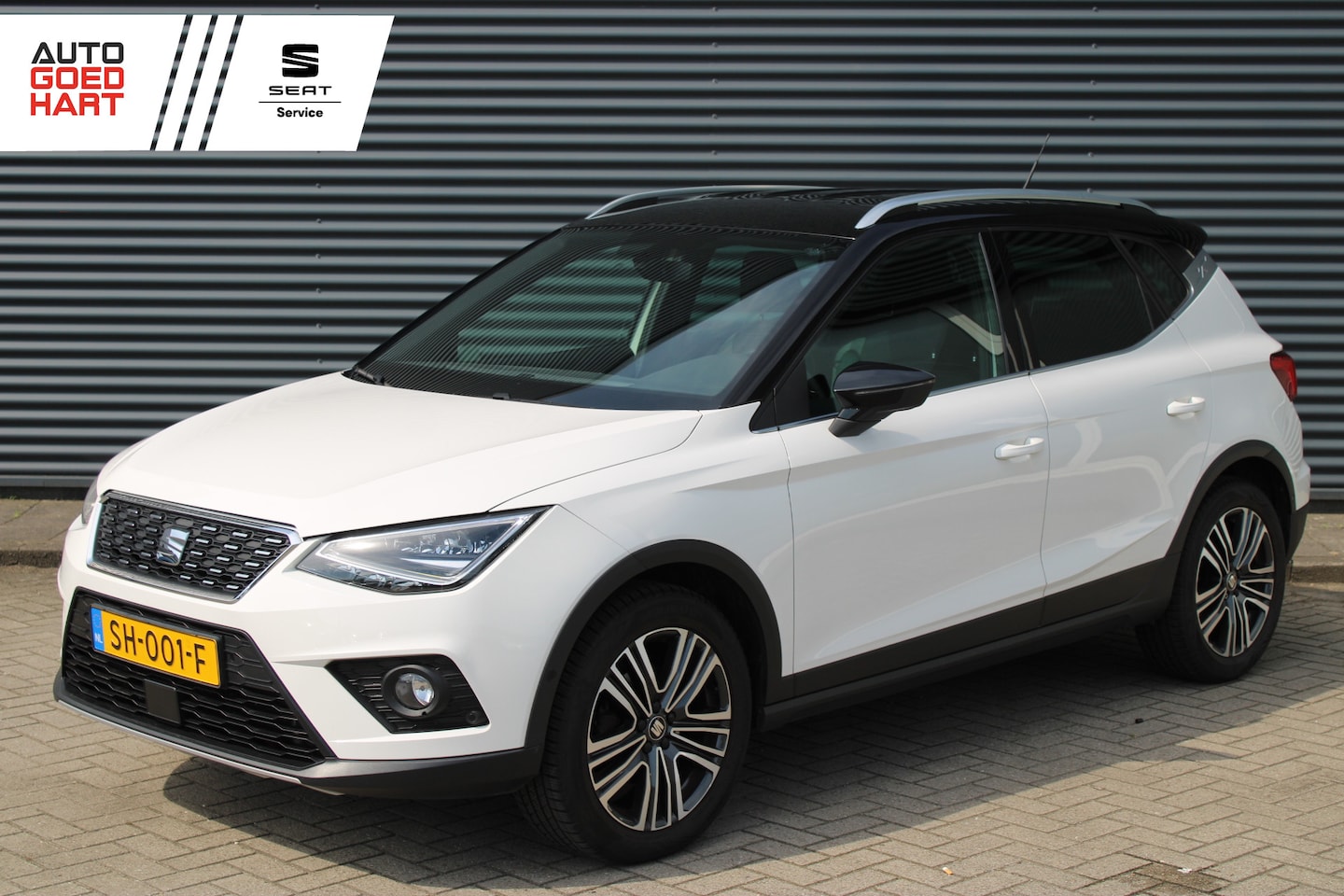 SEAT Arona - 1.0 TSI Xcellence Trekhaak Camera Navigatie CarPlay - AutoWereld.nl