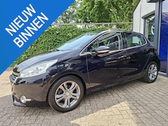 Peugeot 208 - 1.2 VTi Allure Clima Navi, Nw. db. riem