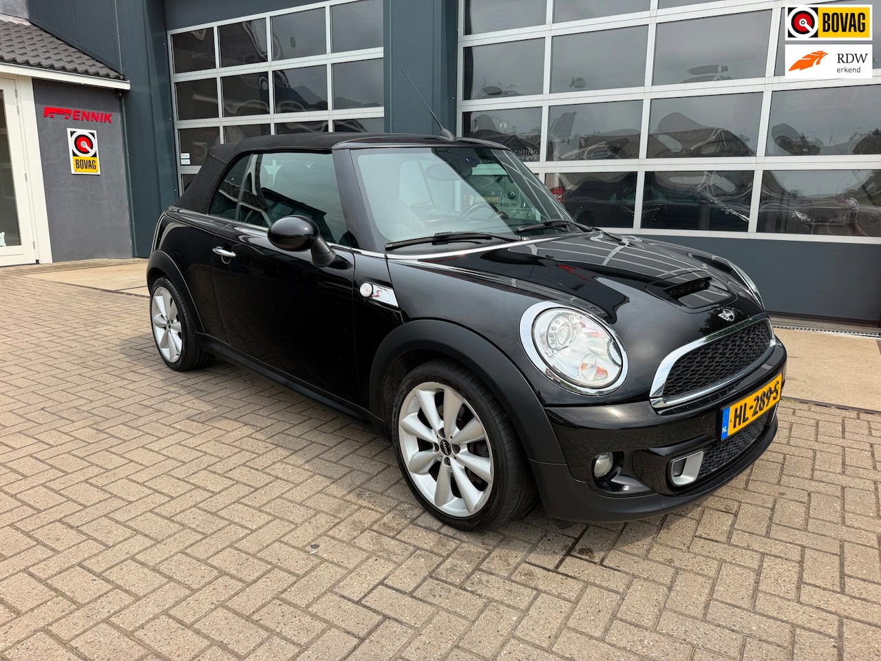 MINI Cabrio - 1.6 Cooper S Chili / Leder / Cruise / Harman/Kardon . - AutoWereld.nl