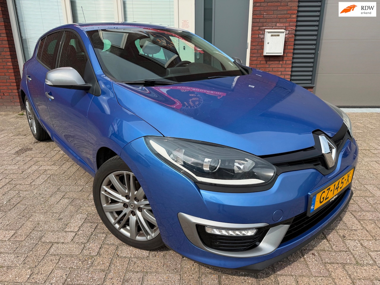 Renault Mégane - 1.2 TCe GT-Line / Navi / Leder / PDC / Clima / Cruise - AutoWereld.nl