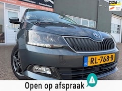 Skoda Fabia Combi - 1.0 TSI Drive met parkeersensoren en trekhaak en smartlink en airco