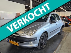 Peugeot 206 - 1.4 XT/AUTOMAAT/CARPLAY/N.A.P/5-DEURS/