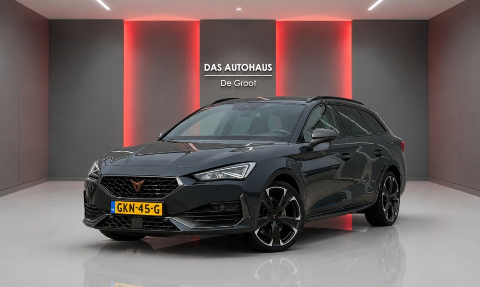 CUPRA Leon Sportstourer - 1.4 e-Hybrid 245pk VZ Performance | ACC | Camera | Elk Stoel - AutoWereld.nl